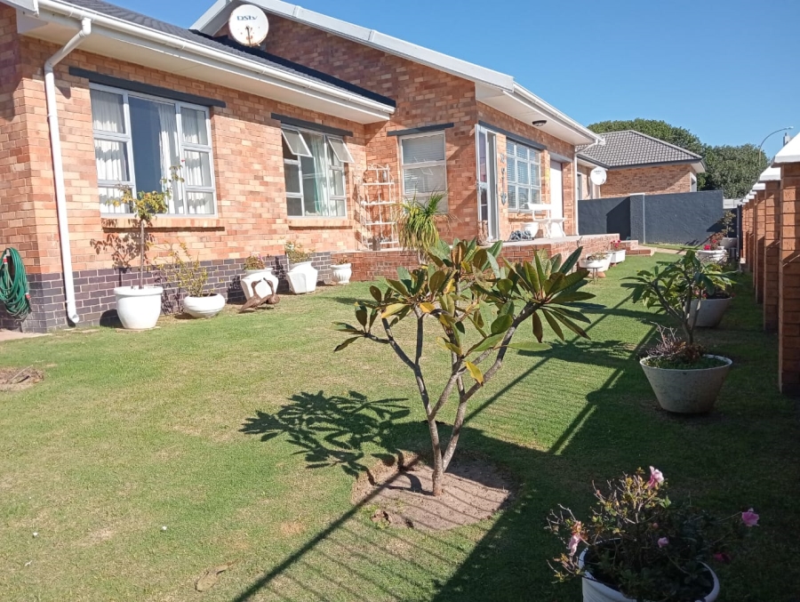 3 Bedroom Property for Sale in Aston Bay Eastern Cape